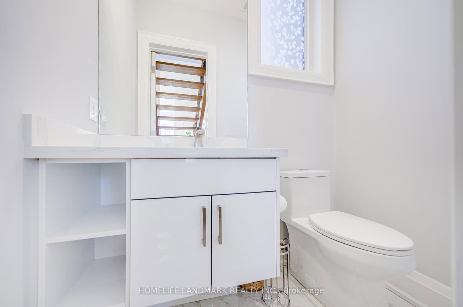 53 Saugeen Crescent thumbnail 15