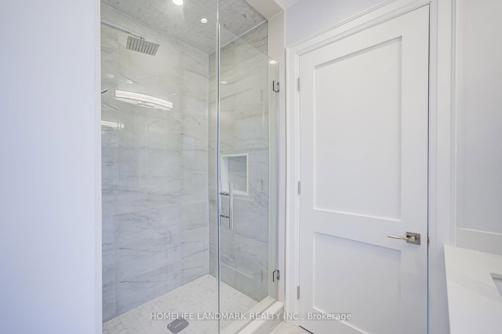 53 Saugeen Crescent thumbnail 23