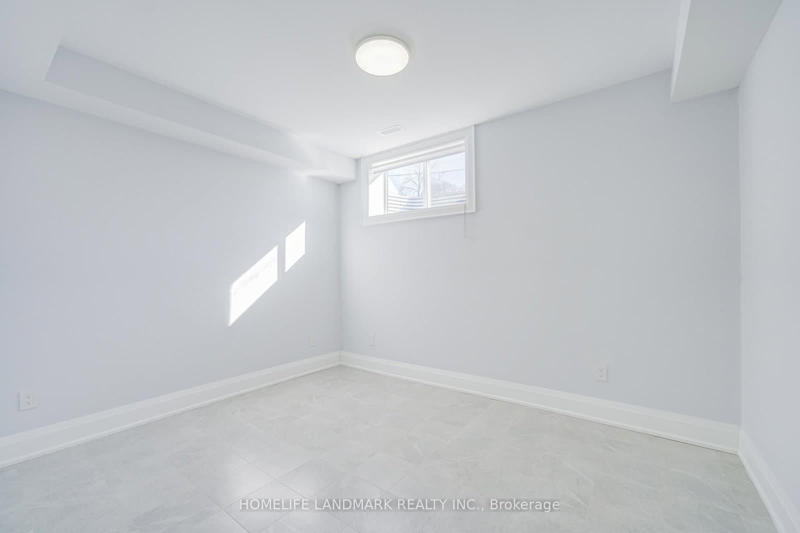 53 Saugeen Crescent thumbnail 43