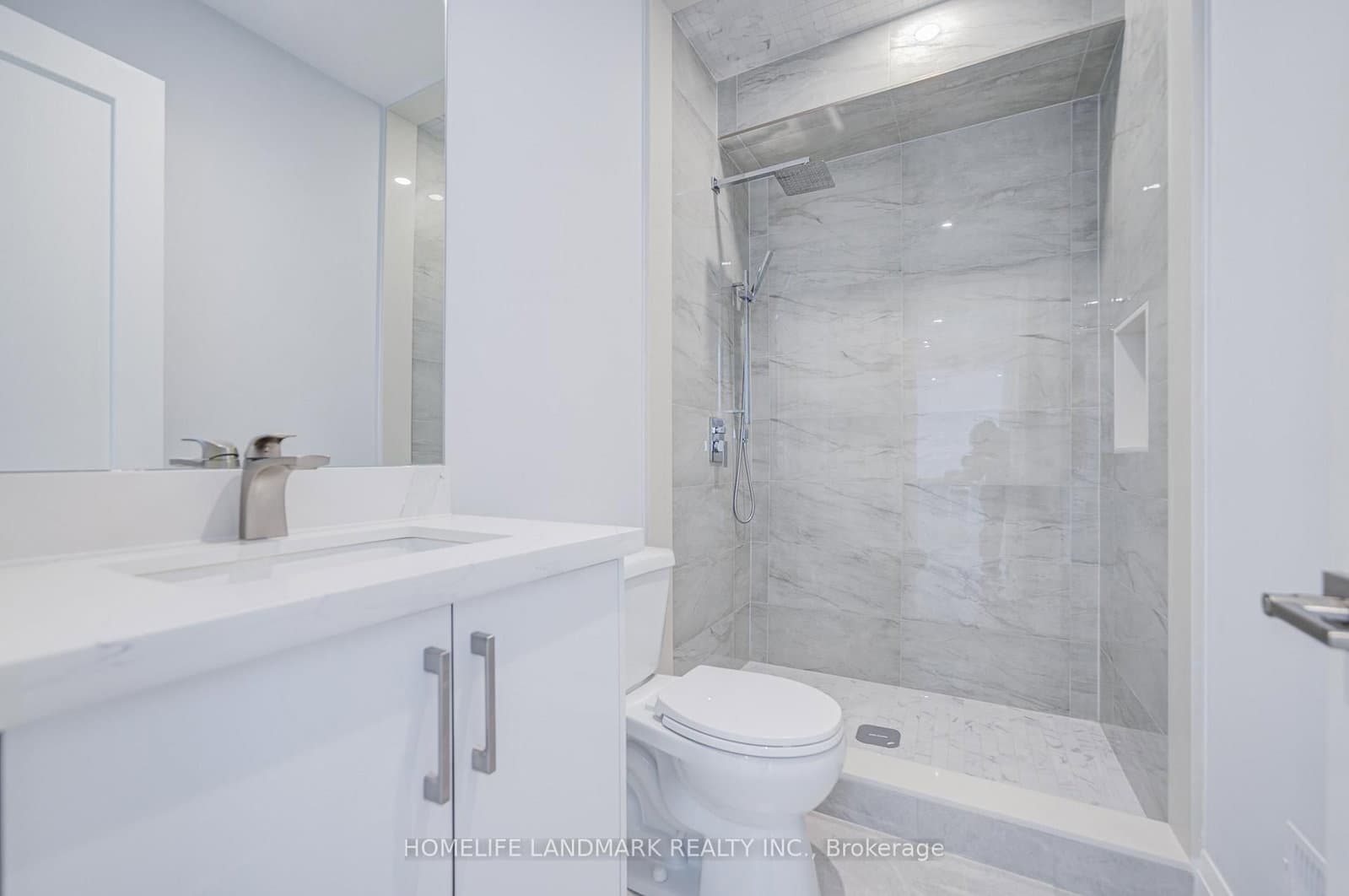 53 Saugeen Crescent thumbnail 45