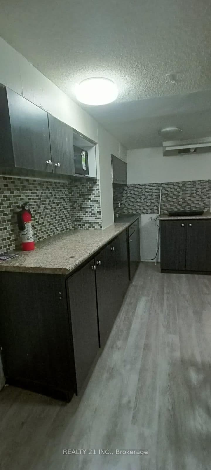 571 Danforth Road, Unit Basement thumbnail 6