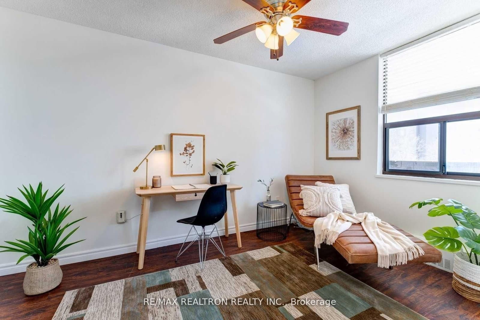 90 Ling Road, Unit 404 thumbnail 6