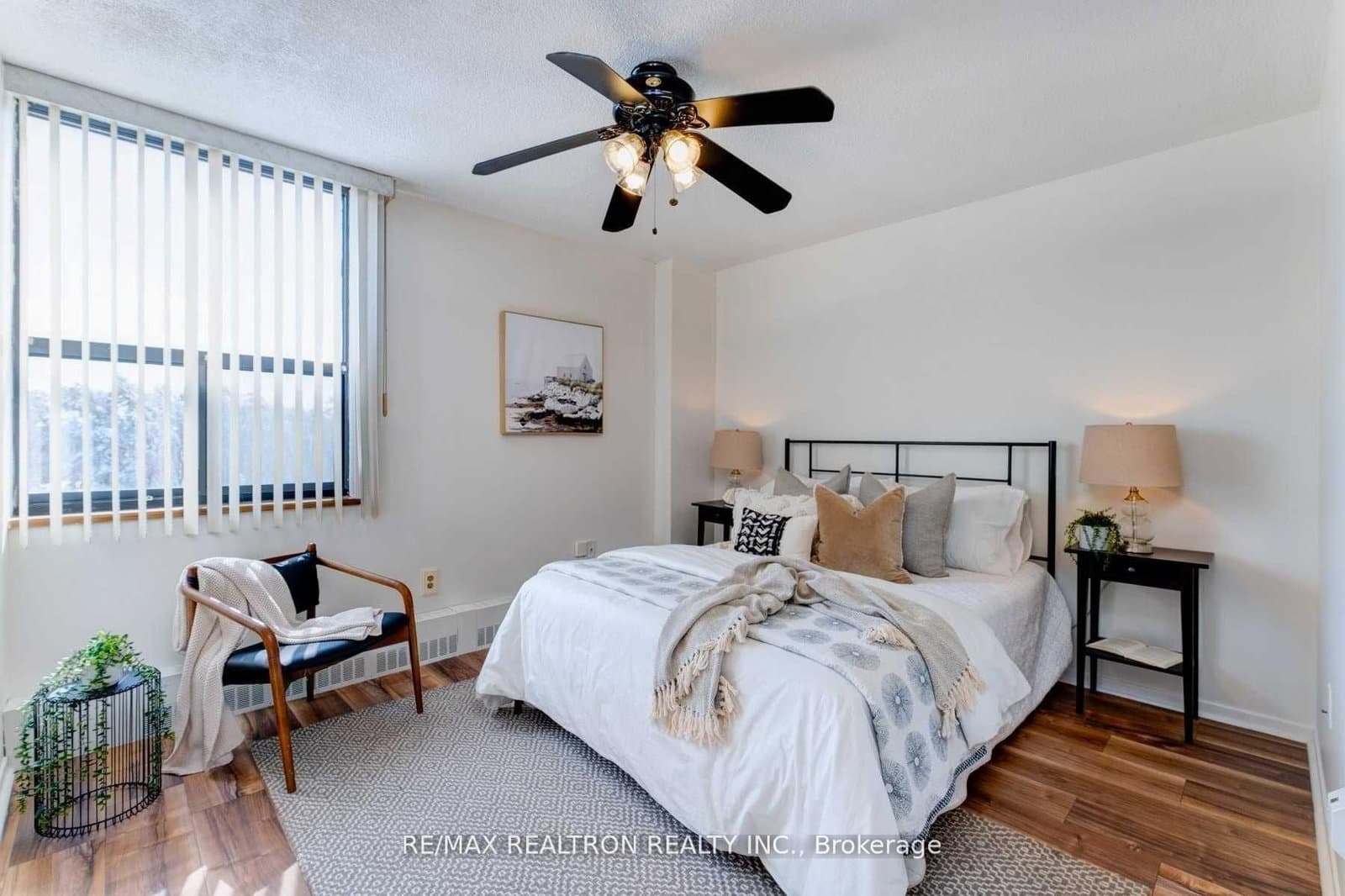 90 Ling Road, Unit 404 thumbnail 8