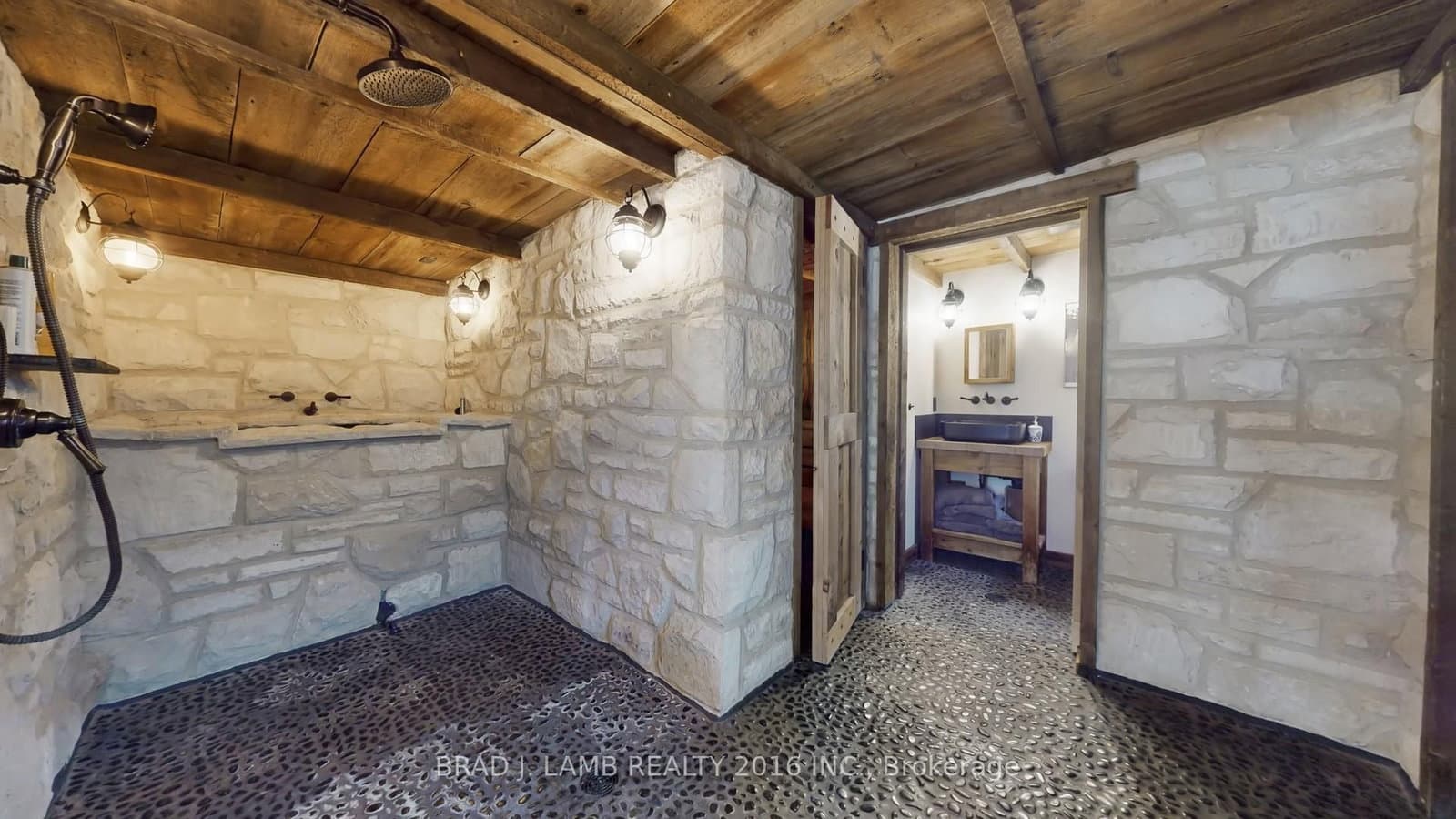 111 Woodbine Avenue thumbnail 18