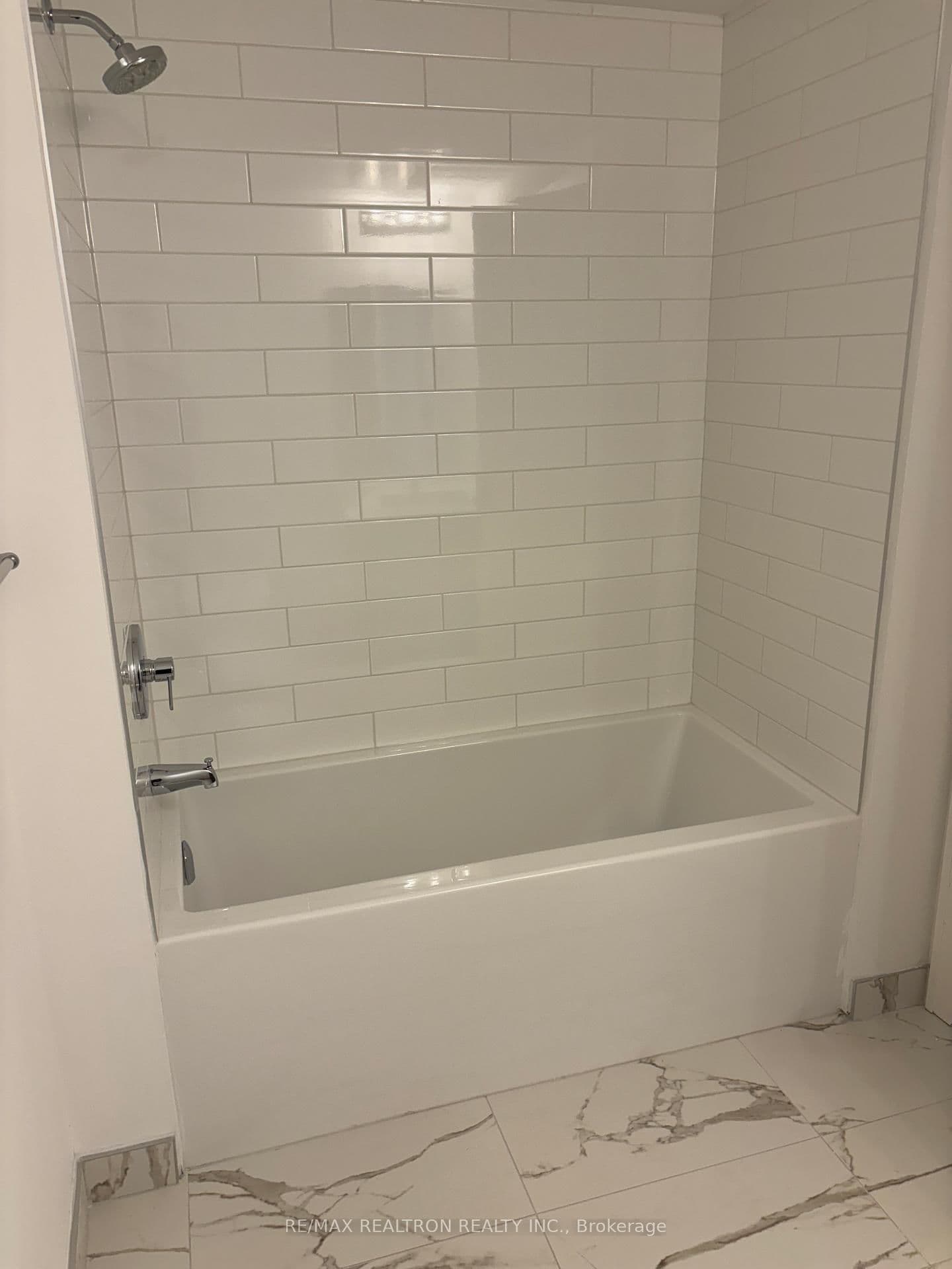 2 Manderley Drive, Unit 904 thumbnail 19