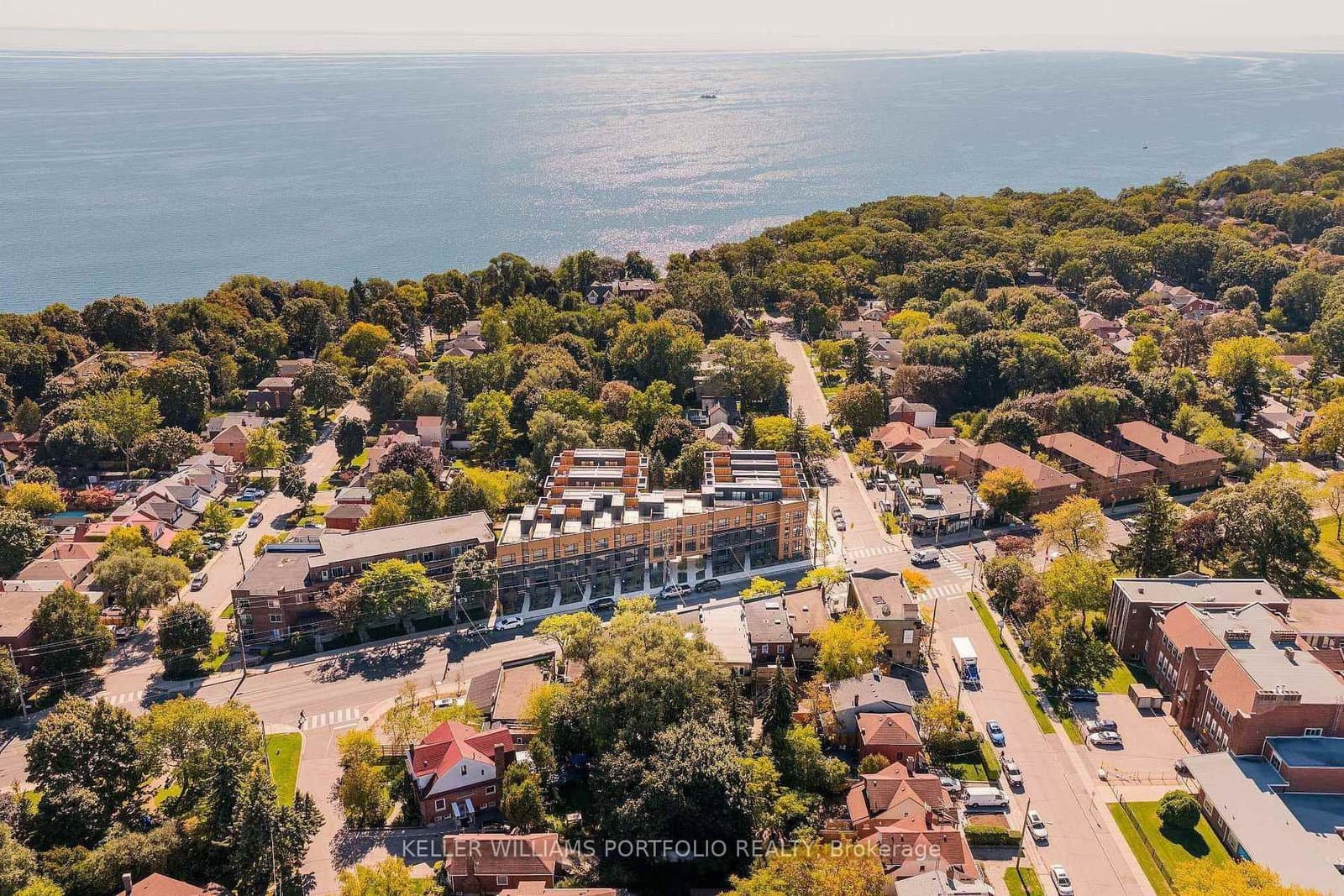 35 Birchcliff Avenue, Unit 9 thumbnail 2