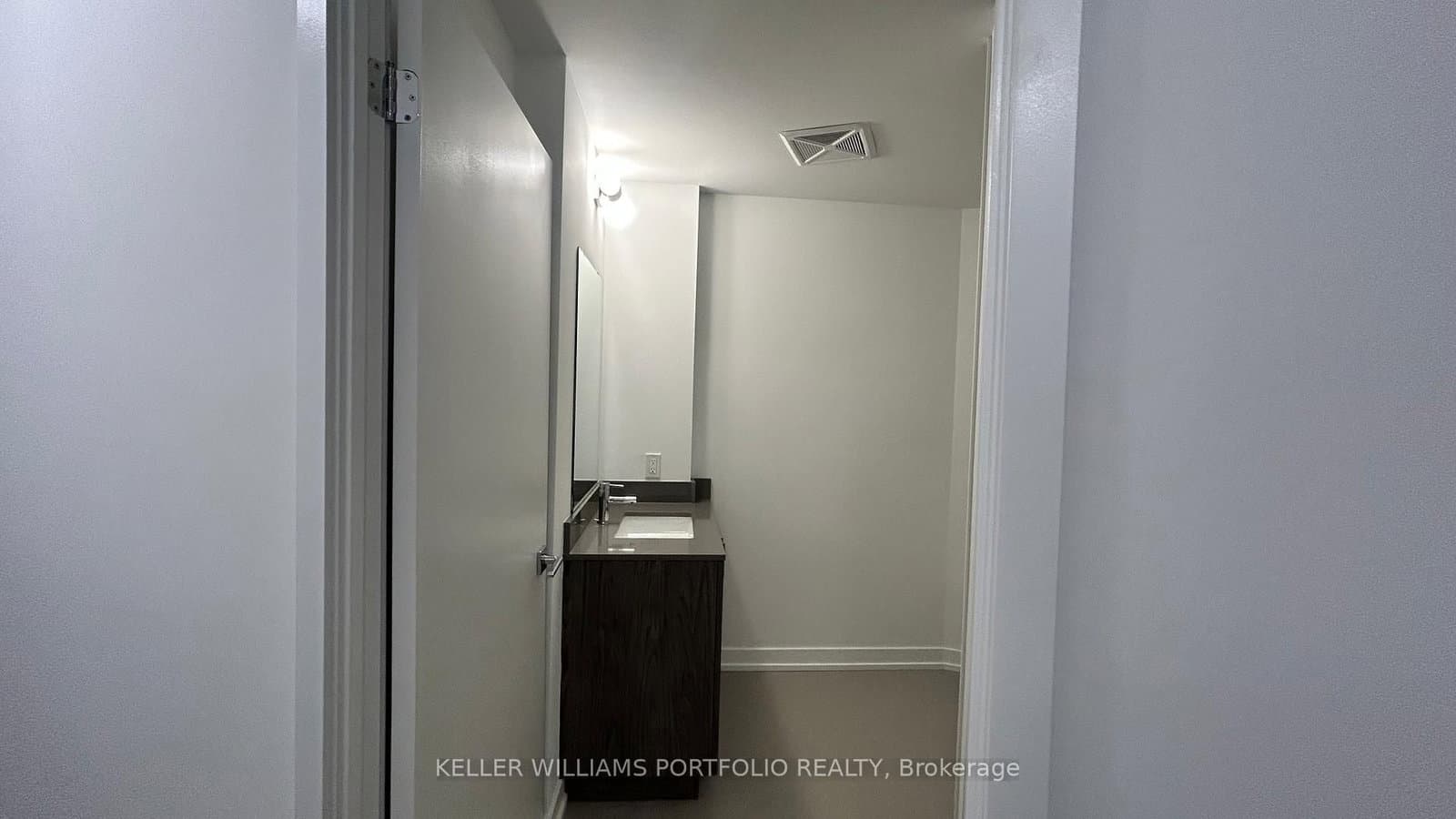 35 Birchcliff Avenue, Unit 9 thumbnail 21