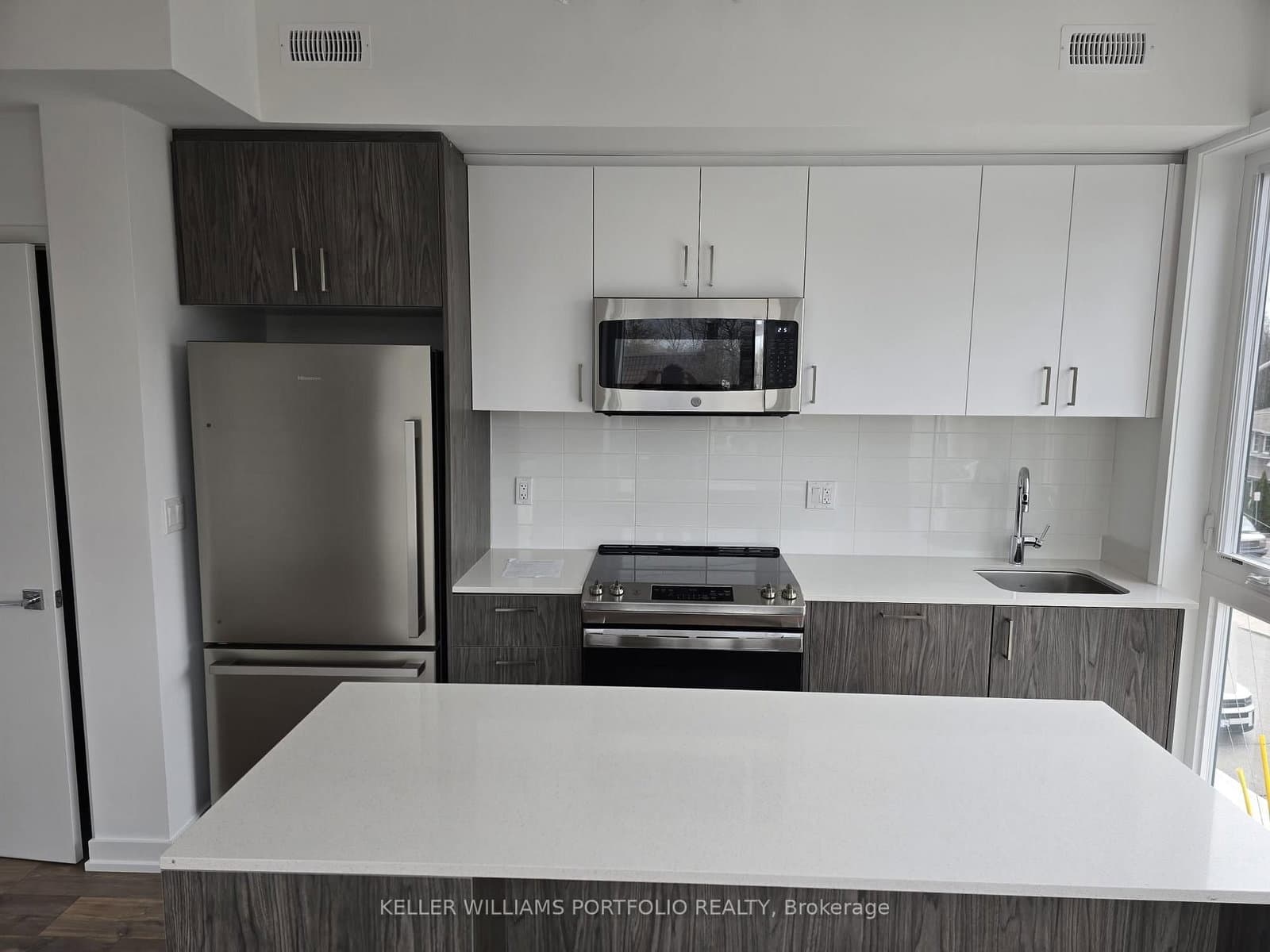 35 Birchcliff Avenue, Unit 9 thumbnail 7