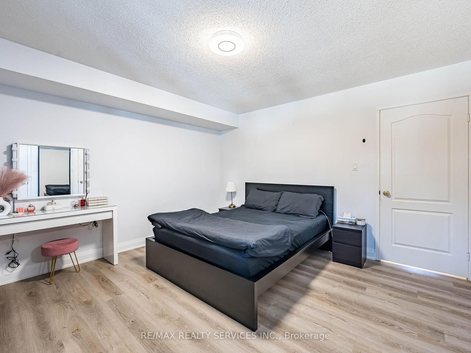1995 Royal Road, Unit 136 thumbnail 20