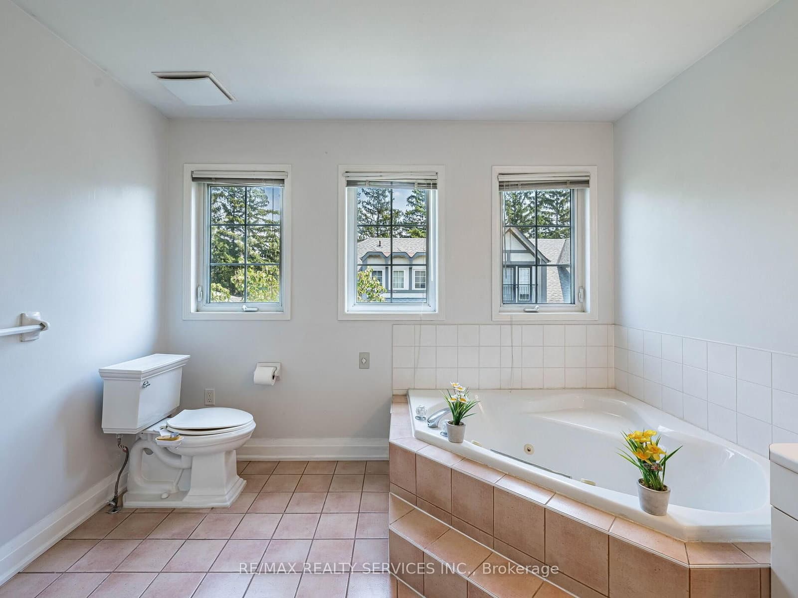 1995 Royal Road, Unit 136 thumbnail 35