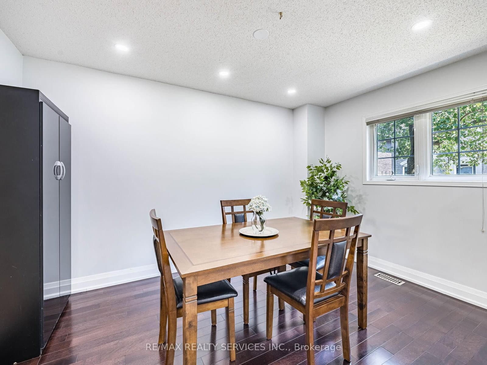 1995 Royal Road, Unit 136 thumbnail 6
