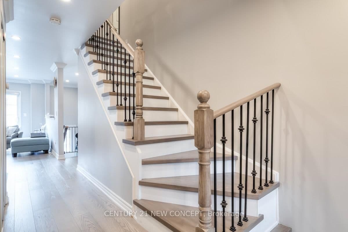 735 Sheppard Avenue, Unit 33 thumbnail 12