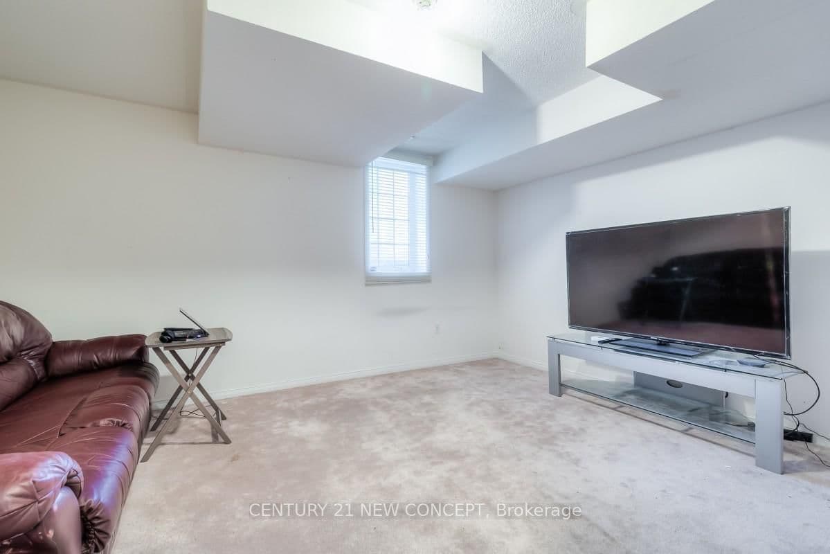 735 Sheppard Avenue, Unit 33 thumbnail 22