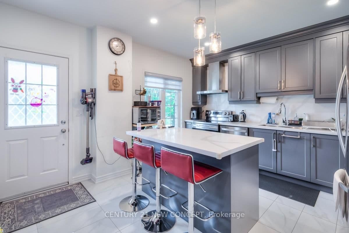 735 Sheppard Avenue, Unit 33 thumbnail 6