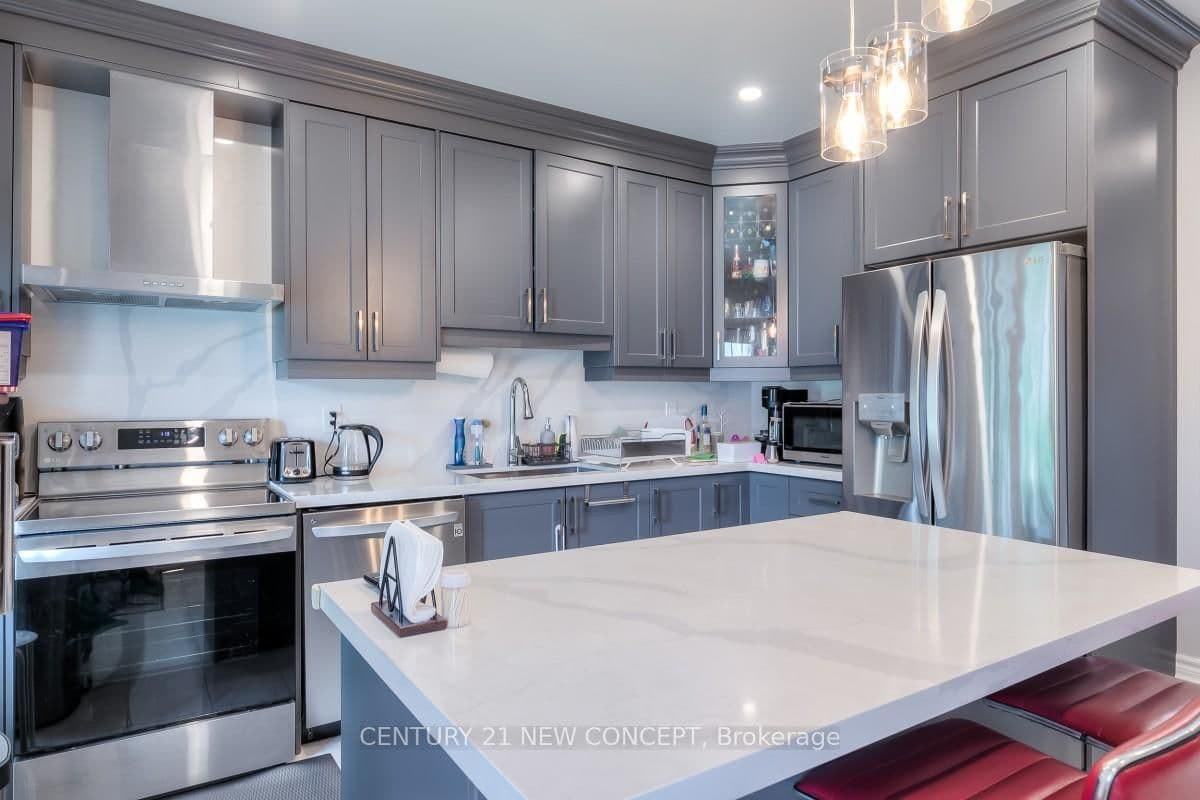 735 Sheppard Avenue, Unit 33 thumbnail 8