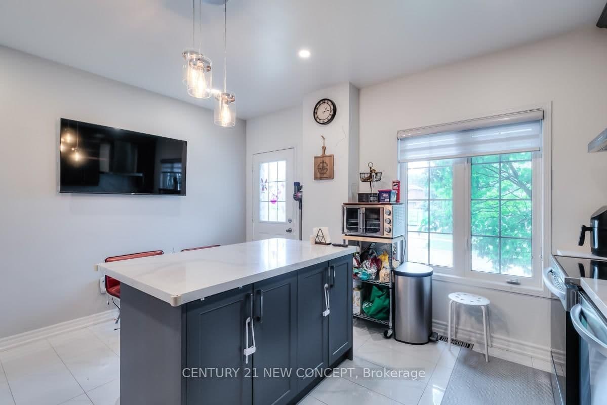 735 Sheppard Avenue, Unit 33 thumbnail 9