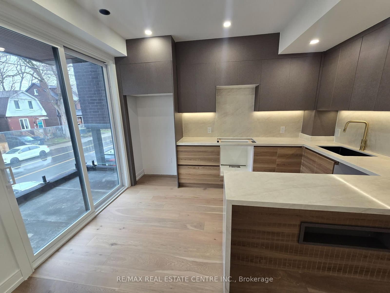 59 Jones Avenue thumbnail 13