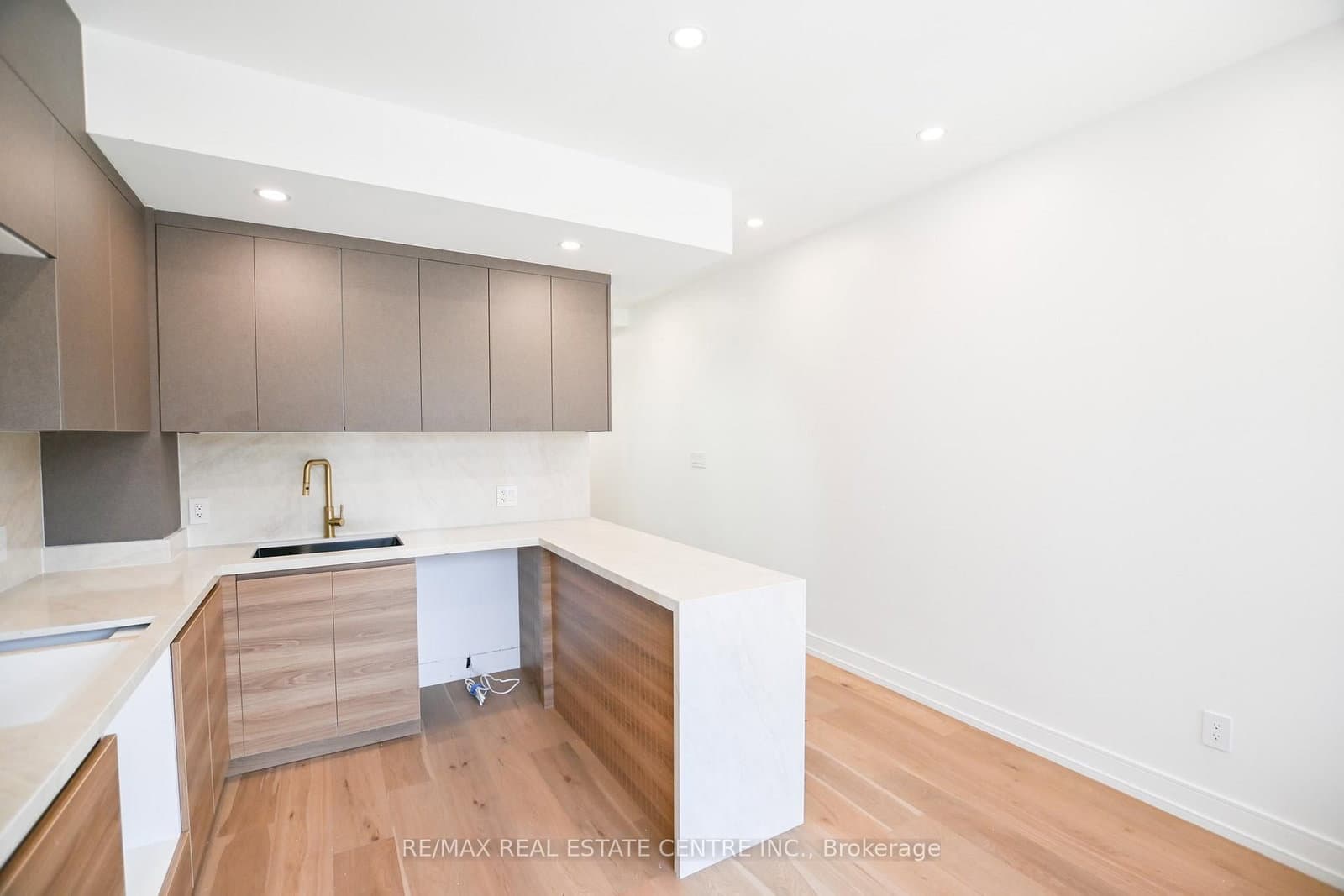 59 Jones Avenue thumbnail 14