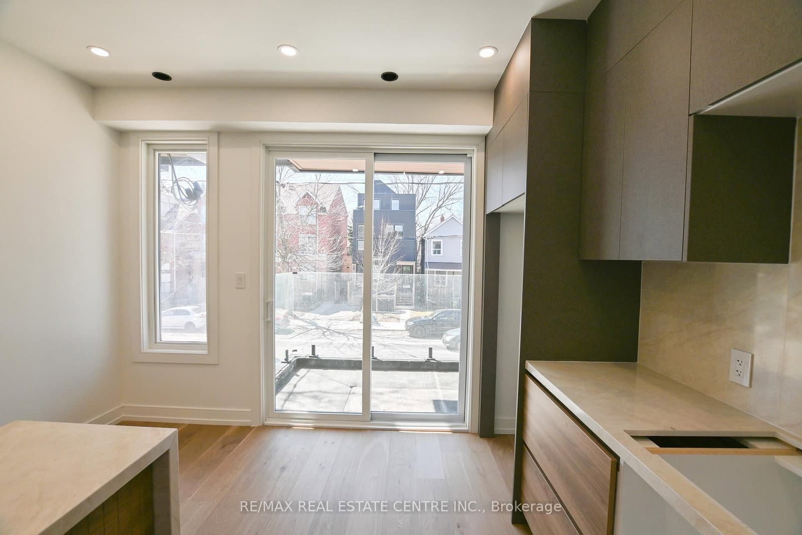 59 Jones Avenue thumbnail 17