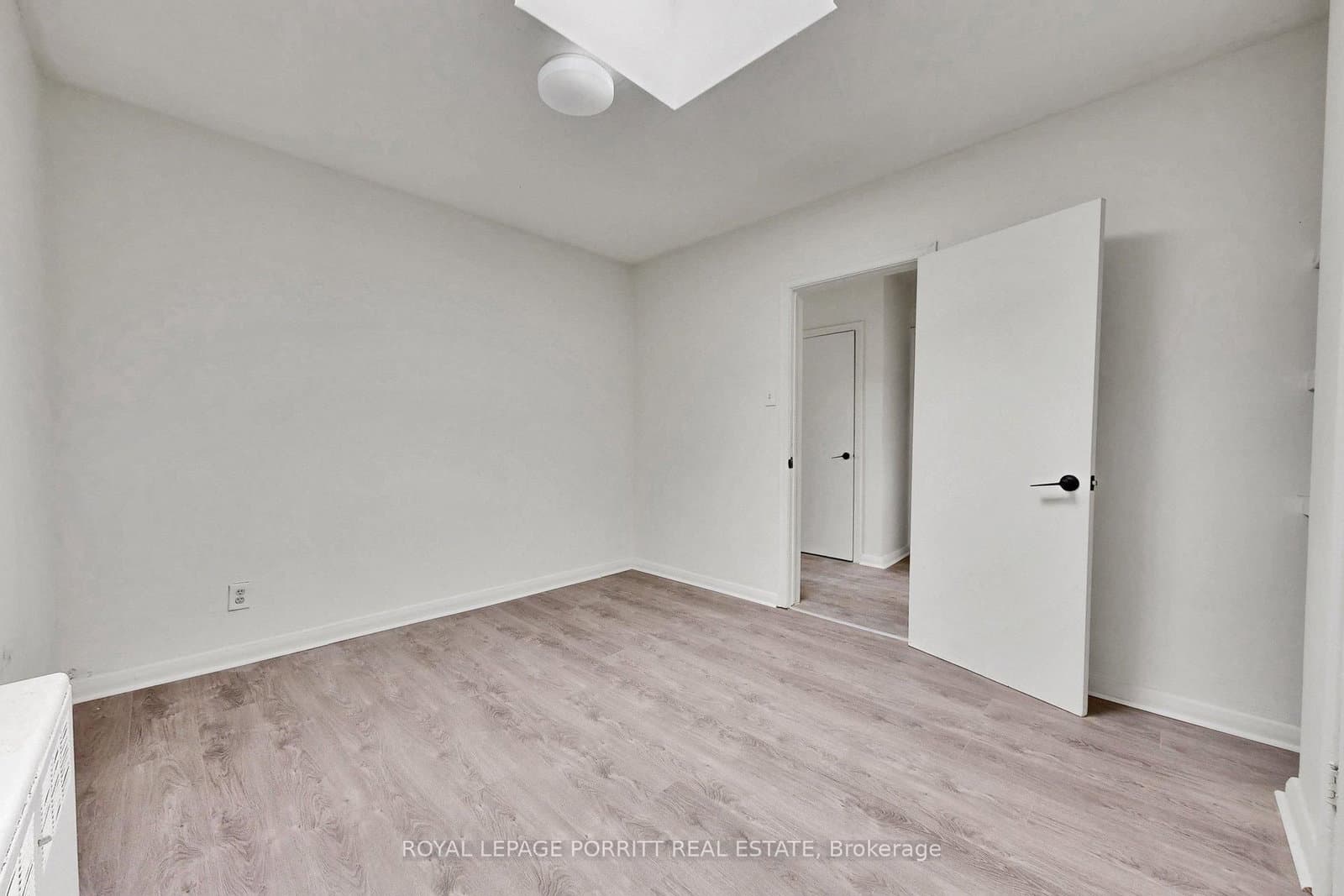 2633 Eglinton Avenue E thumbnail 20