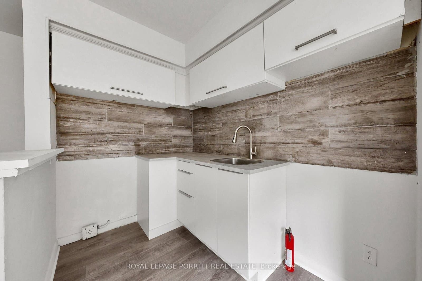 2633 Eglinton Avenue E thumbnail 35