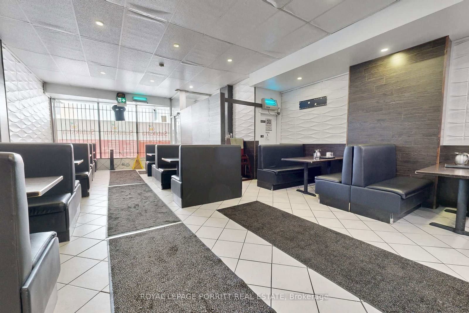 2633 Eglinton Avenue E thumbnail 7