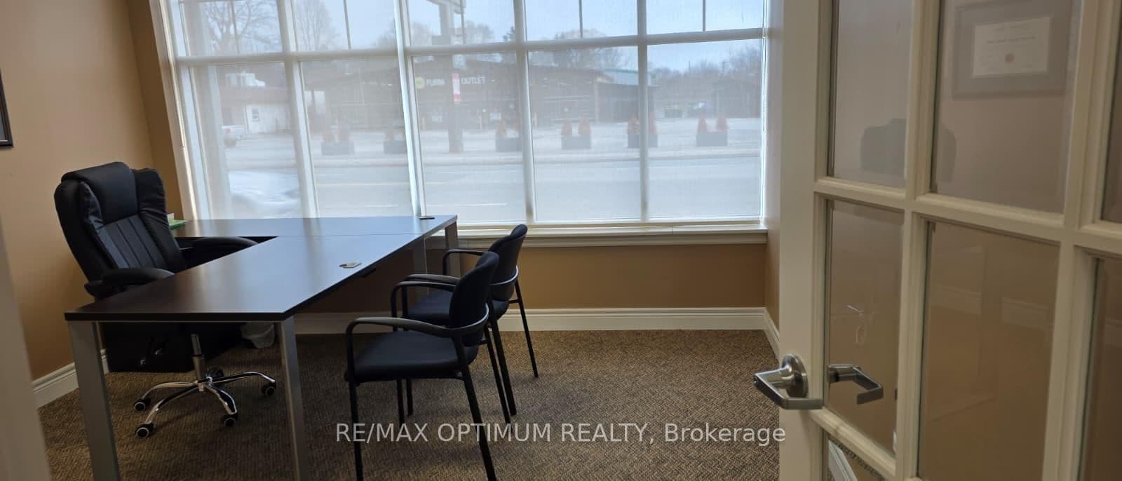 400 Dundas Street, Unit G - T4 Room 2 thumbnail 4