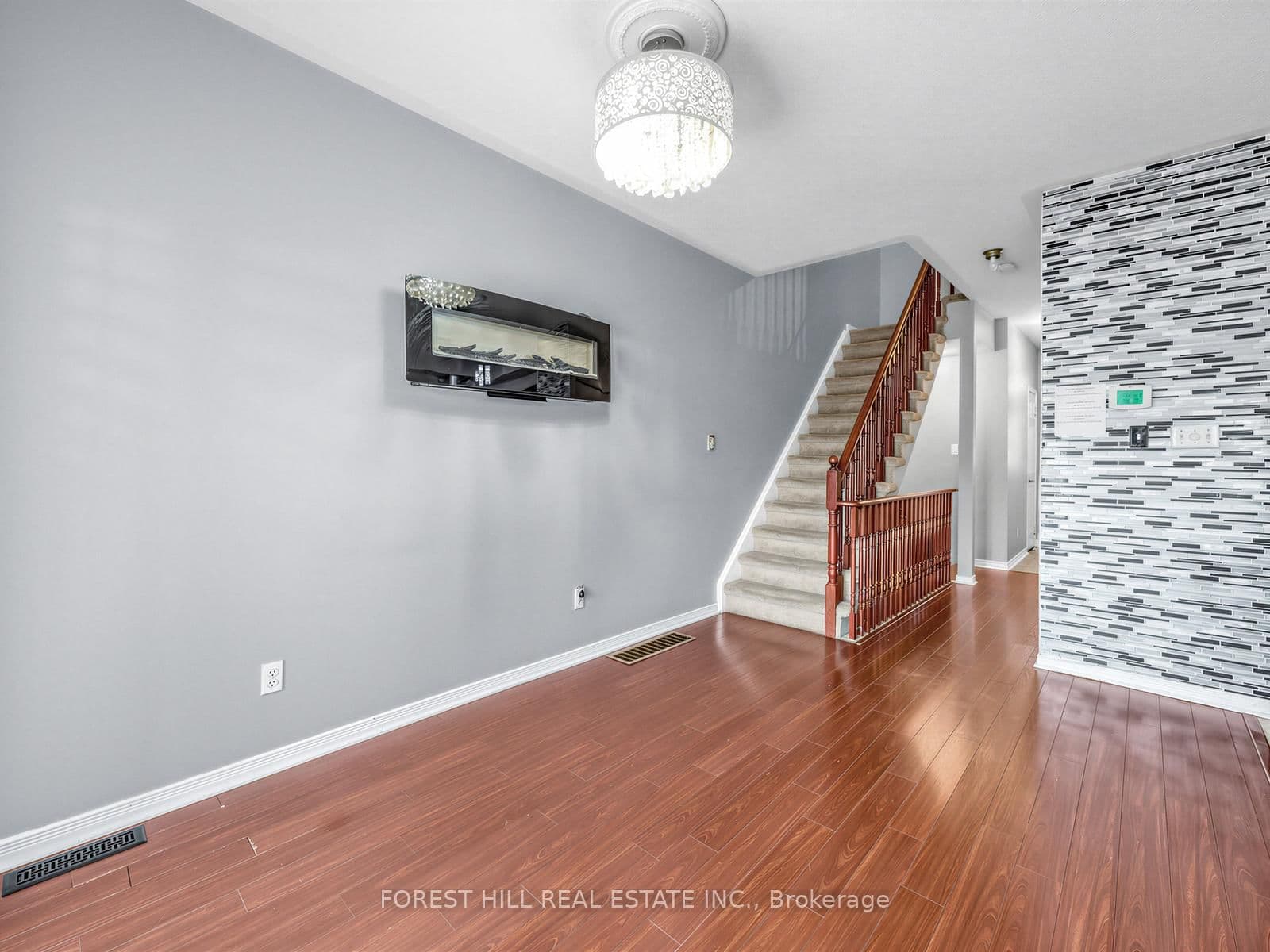 40 Croker Drive S thumbnail 14