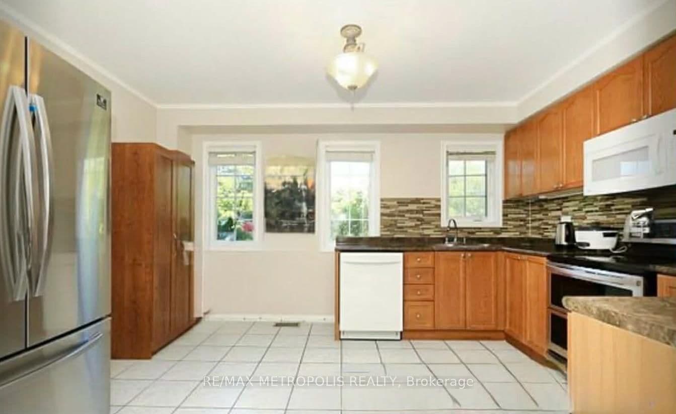 1100 Begley Street, Unit 32 thumbnail 14