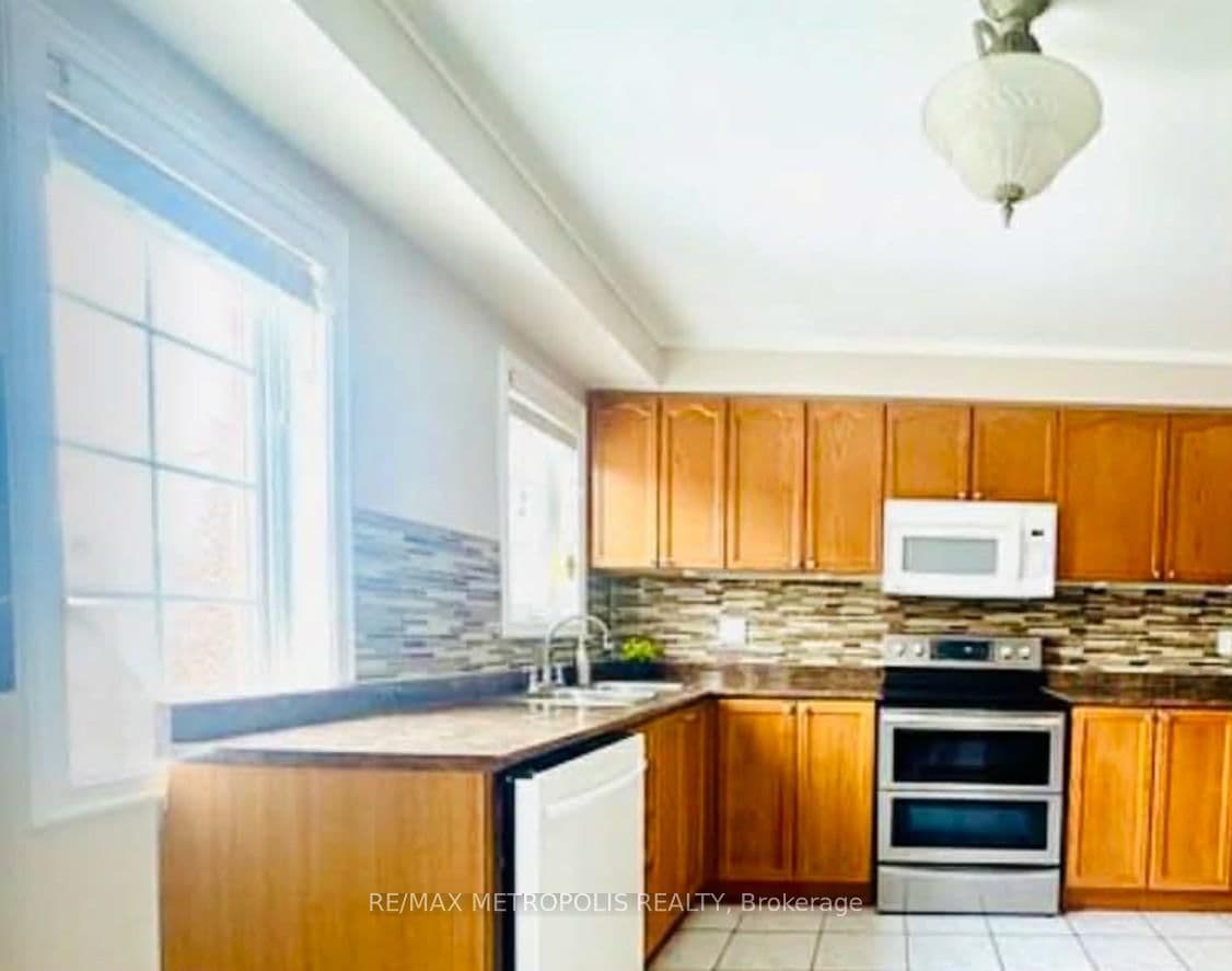1100 Begley Street, Unit 32 thumbnail 15