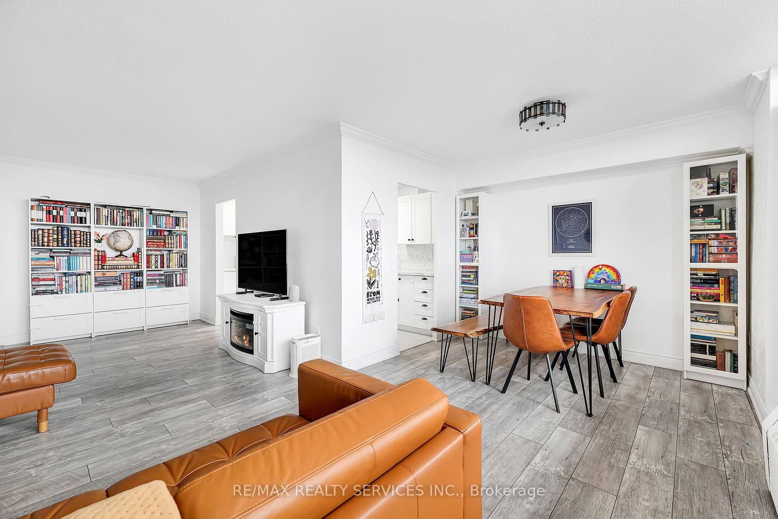 180 Markham Road, Unit 1701 thumbnail 16