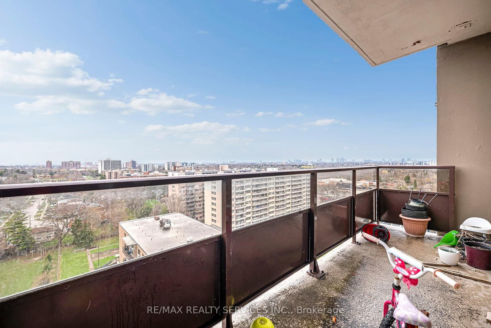 180 Markham Road, Unit 1701 thumbnail 23