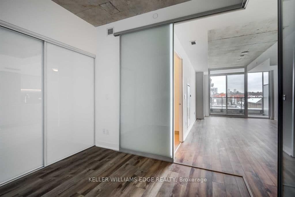 30 Baseball Place, Unit 422 thumbnail 11