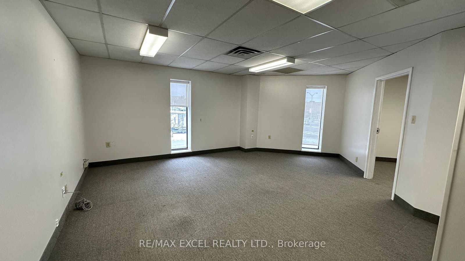 3545 Kingston Road, Unit 2nd FL thumbnail 7