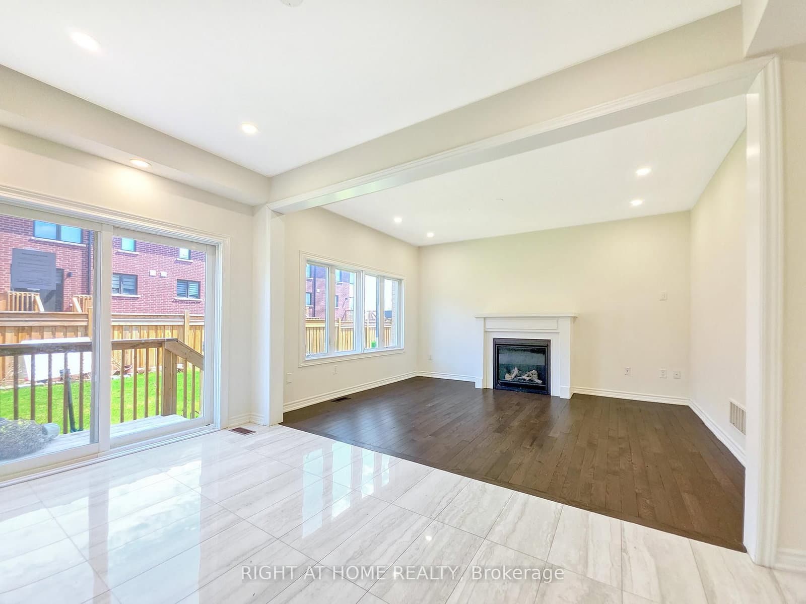 219 Fleetwood Drive thumbnail 9