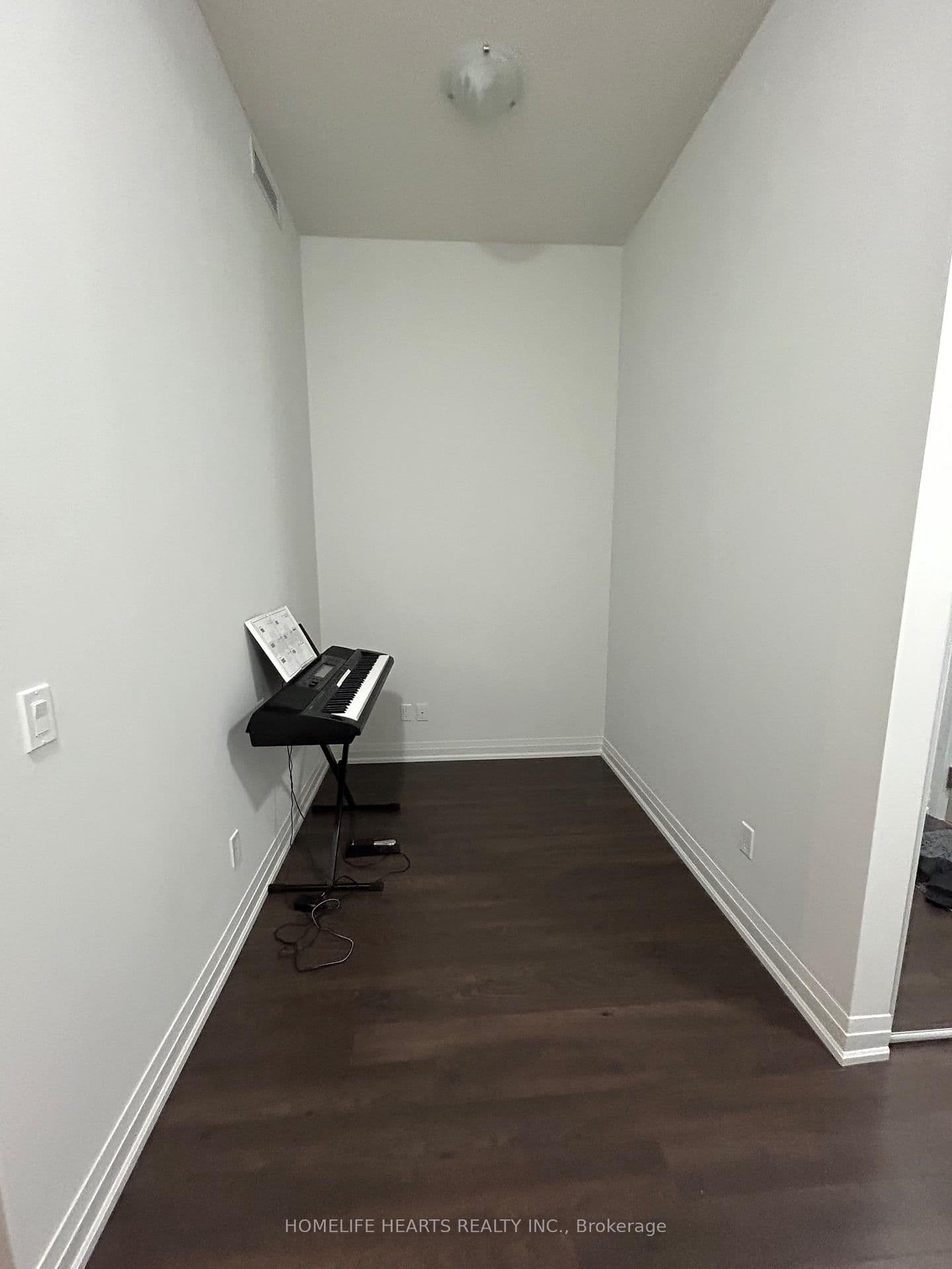 20 Meadowglen Place E, Unit 822 thumbnail 20