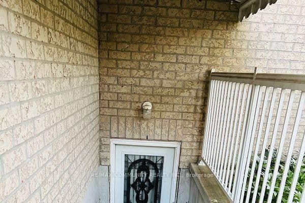 136 Prohill Street, Unit Bsmt thumbnail 4