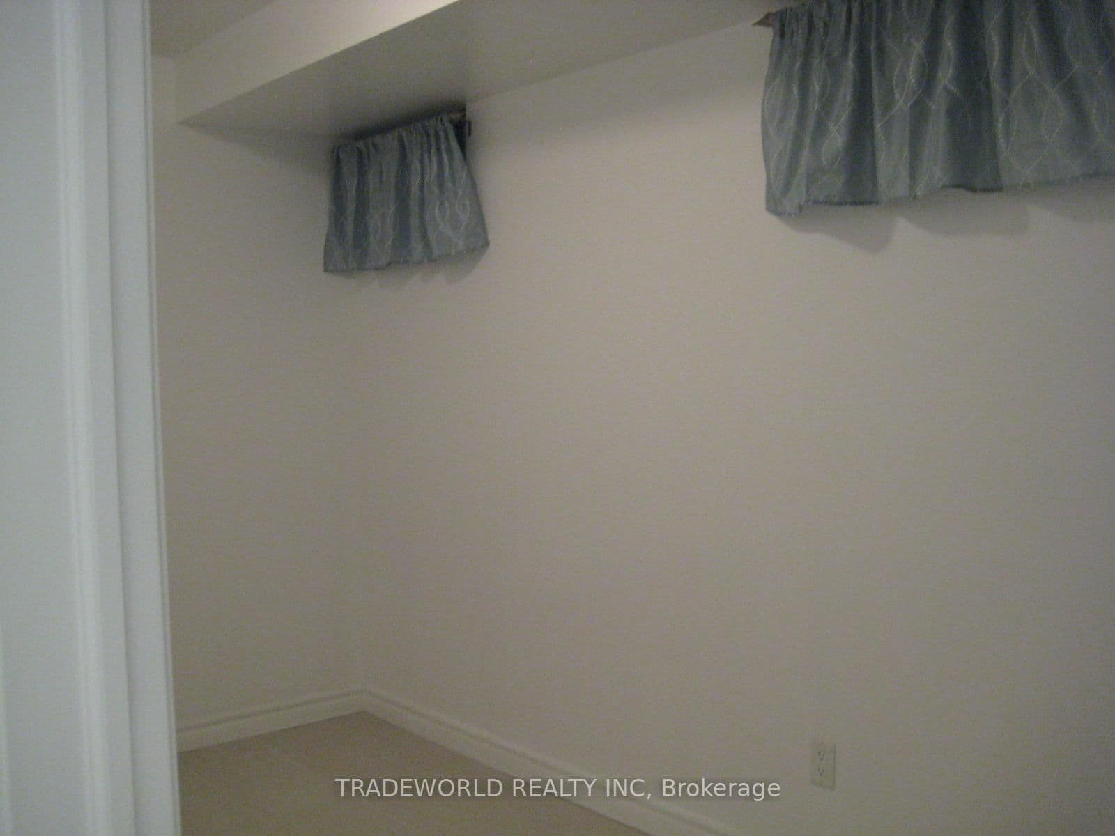 765 Gerrard Street E, Unit Lower thumbnail 8