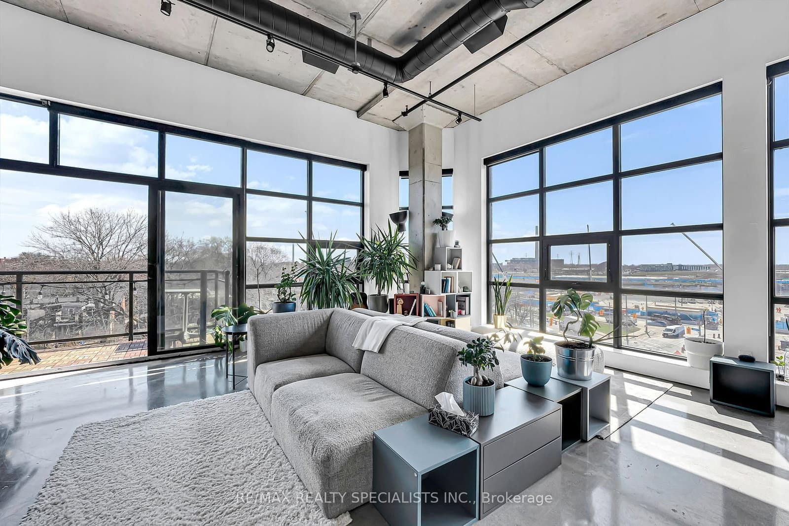 68 Broadview Avenue, Unit 520 thumbnail 11
