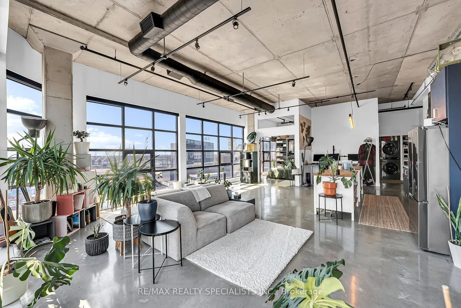 68 Broadview Avenue, Unit 520 thumbnail 13