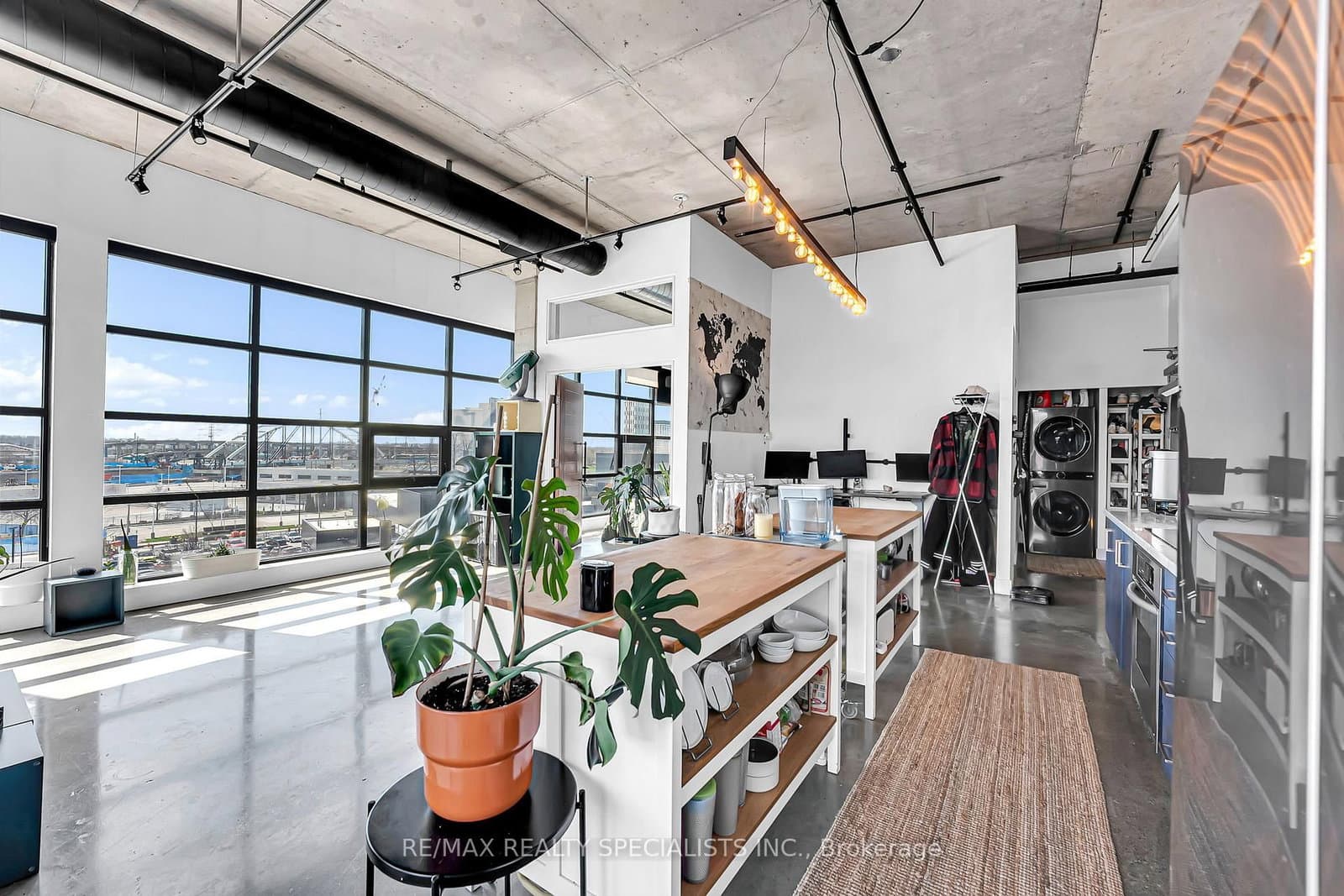 68 Broadview Avenue, Unit 520 thumbnail 9