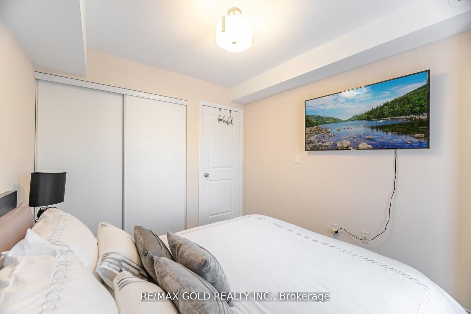 80 Orchid Place E, Unit 317 thumbnail 20