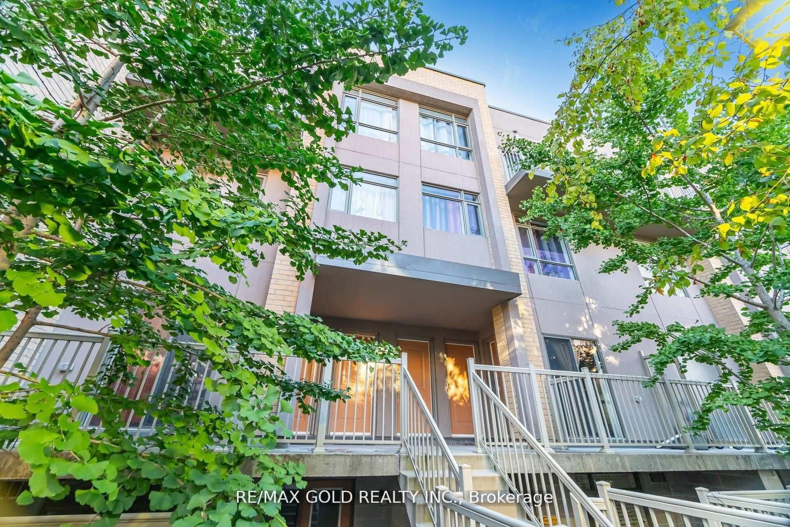 80 Orchid Place E, Unit 317 thumbnail 3