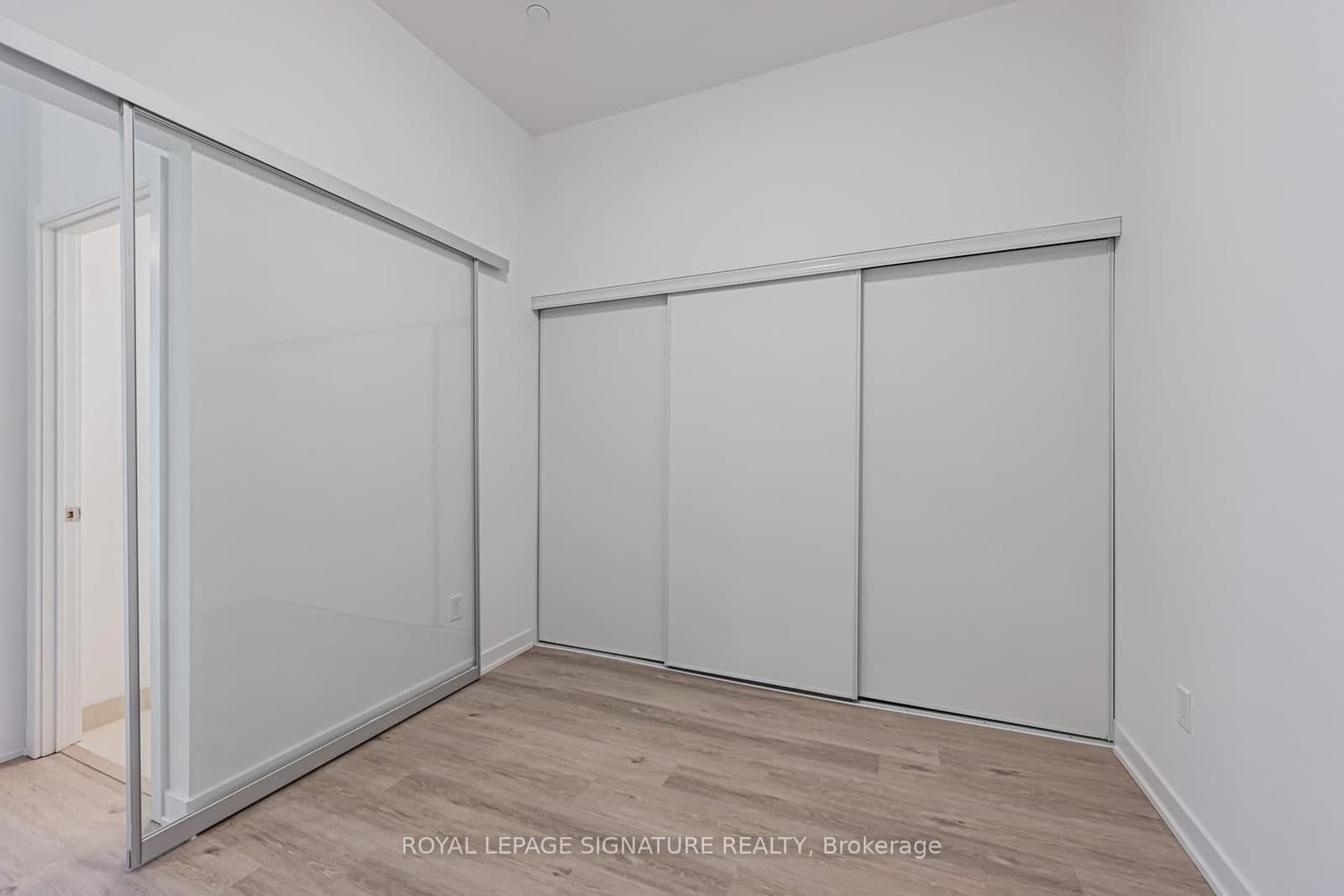 4569 Kingston Road, Unit 101 thumbnail 11