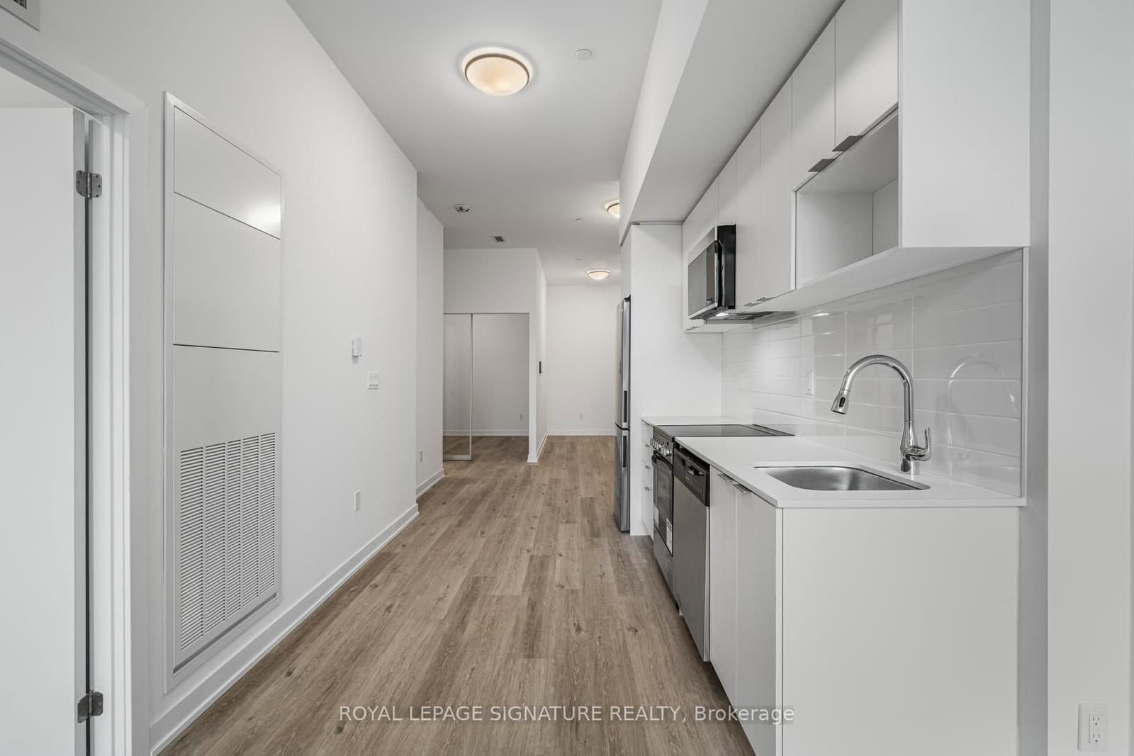 4569 Kingston Road, Unit 101 thumbnail 3