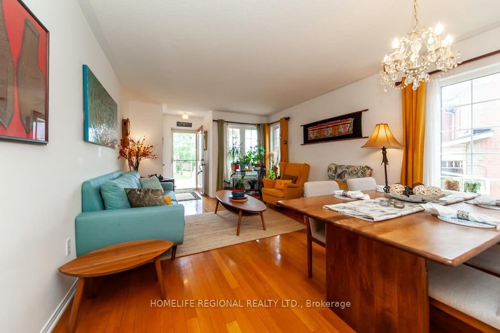 20 Rosemarie Crescent thumbnail 3