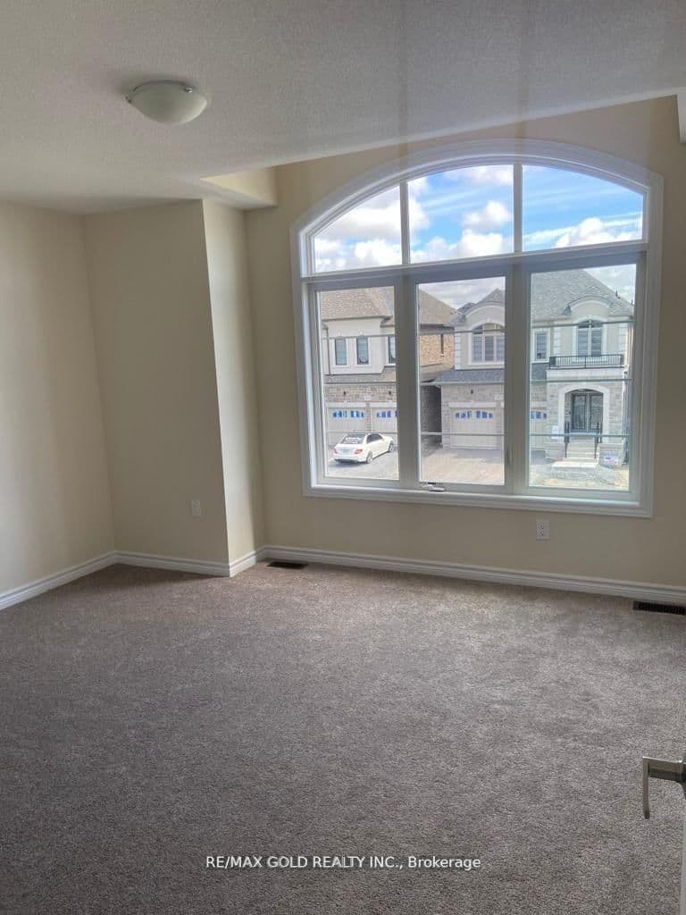 206 Ronald Guscott Street thumbnail 10