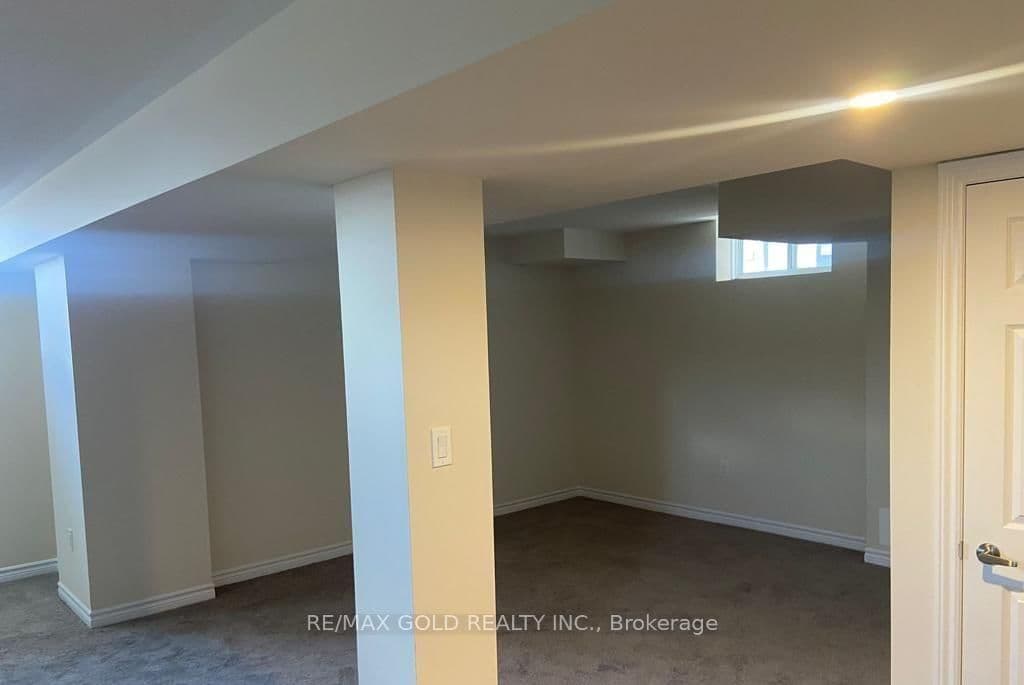 206 Ronald Guscott Street thumbnail 14