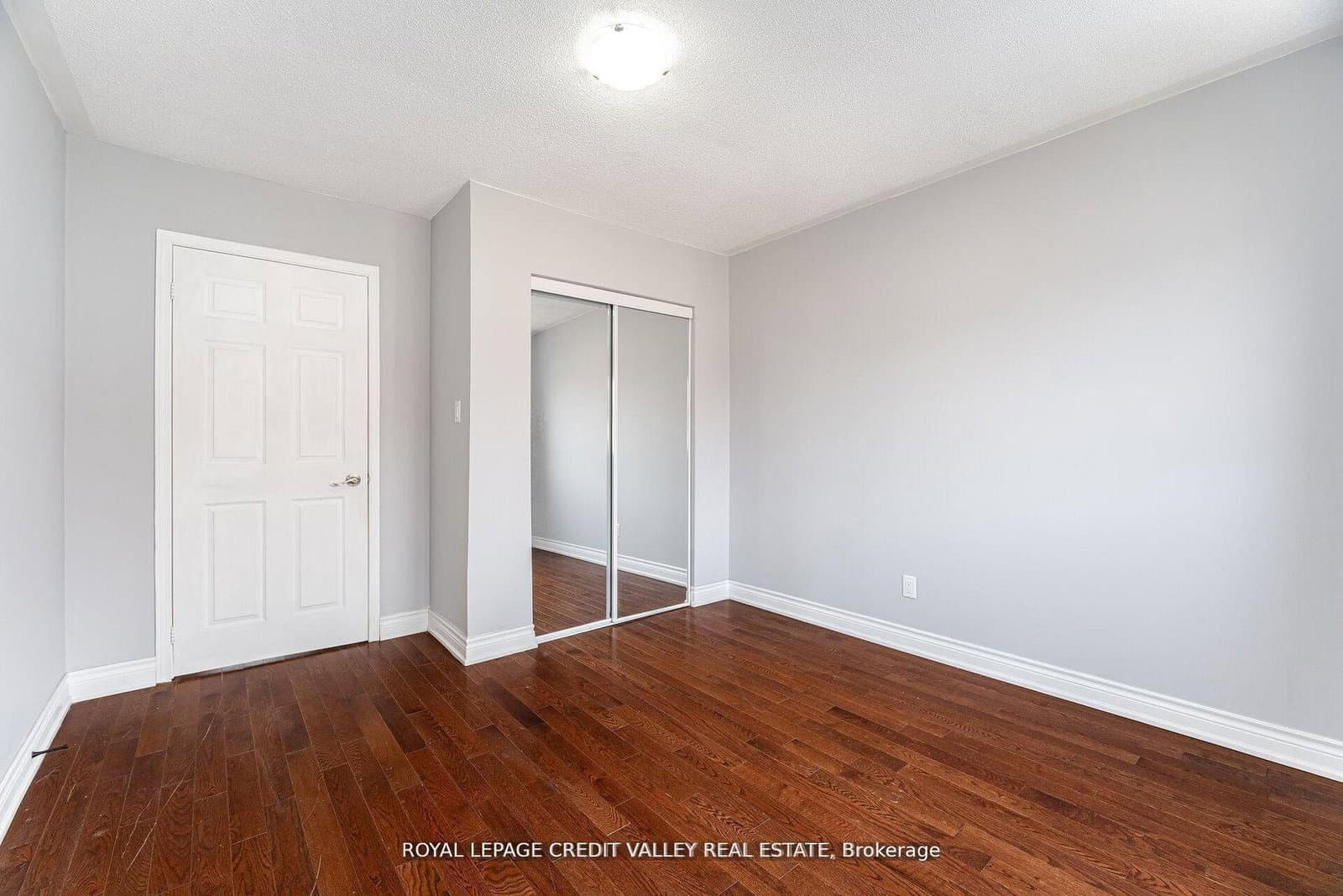 12 Greenhalf Drive thumbnail 32
