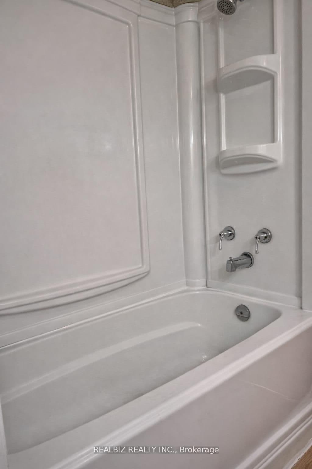 2033 Kennedy Road, Unit 2003 thumbnail 16